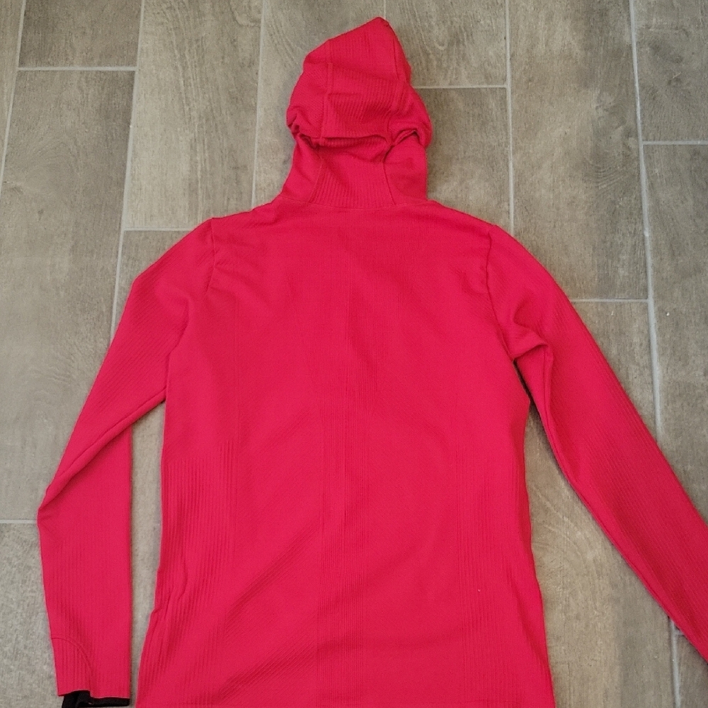 Athleta Red Ribbed Hoodie - Picture 5 of 11